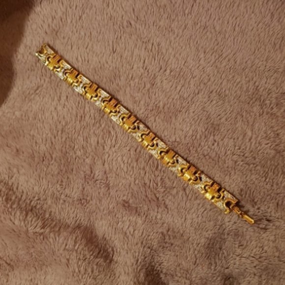 AFJ Gold Link Pave Rhinestone Tennis Bracelet - Picture 4 of 11